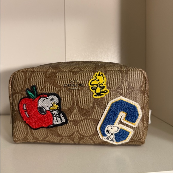 Coach Snoopy Pouch New with Tags - Picture 1 of 5